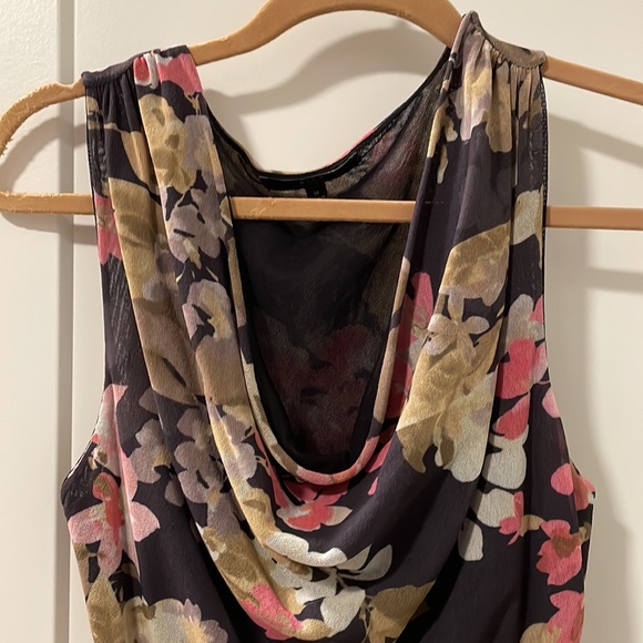 Alex Marie Fitted Floral Top Cowl Neck - Picture 2 of 3